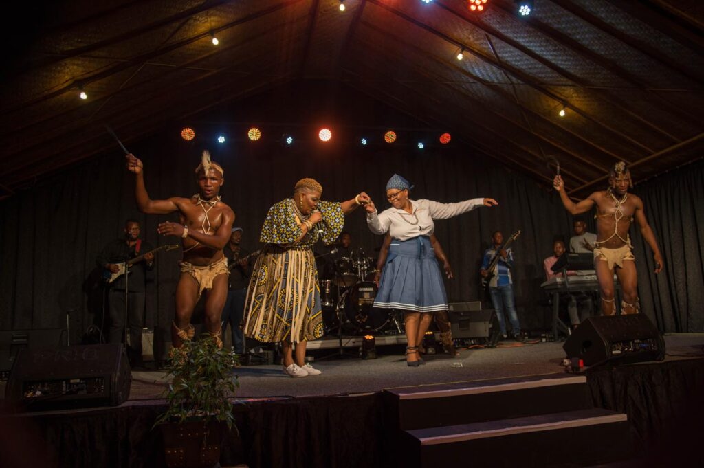 atlf-2022botswana-cultural-night_52453796937_o